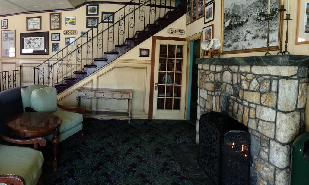 Historic Dow Hotel Lone Pine Exterior foto
